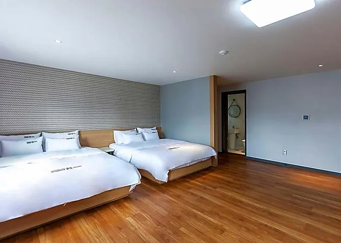 No.25 Hotel 2*